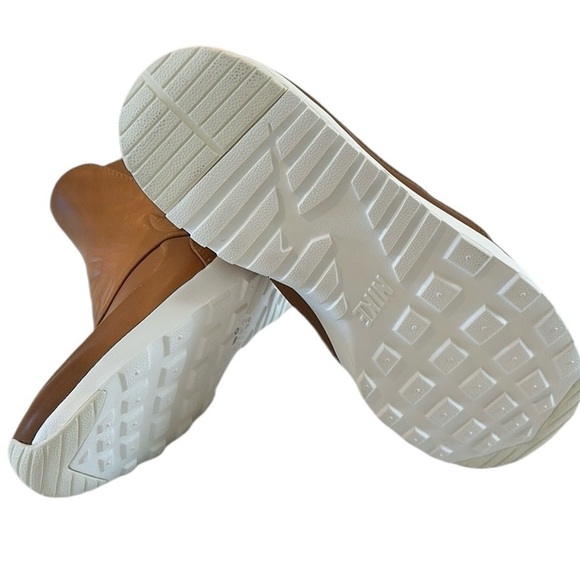 Nike Air Max Caramel Ale Brown Thea Mid Ankle Booties Sneakers Womens 10 NEW - Picture 8 of 16